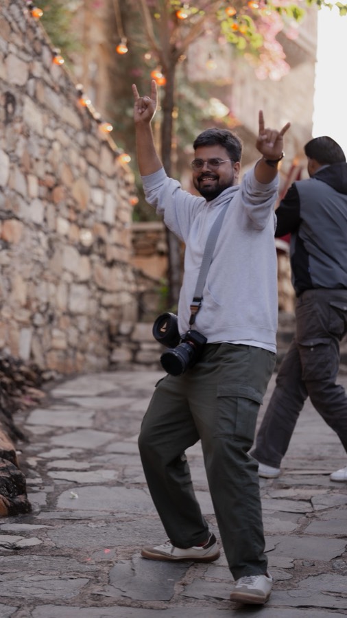 Saket on location at a fort